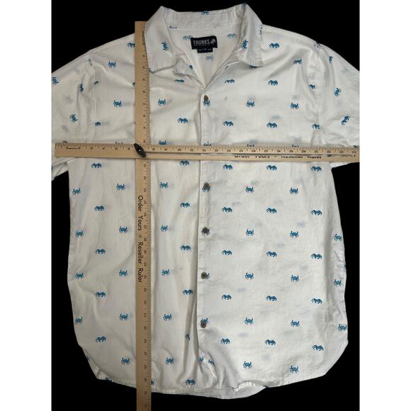 Trunks Surf & Swim Men’s Hawaiian Button-Up Shirt - Blue Crab Print - Large - Picture 9 of 11